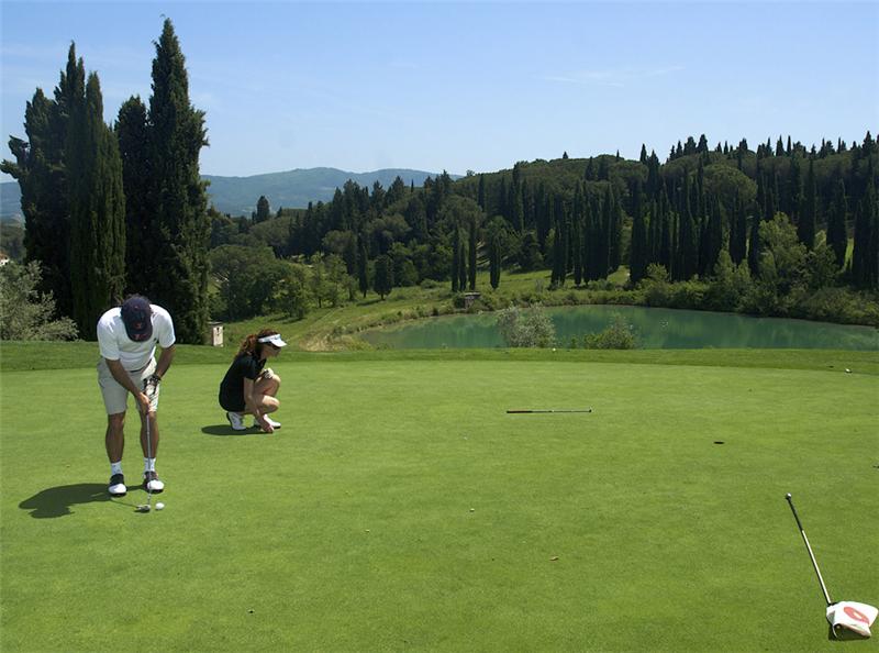 Ugolino golf